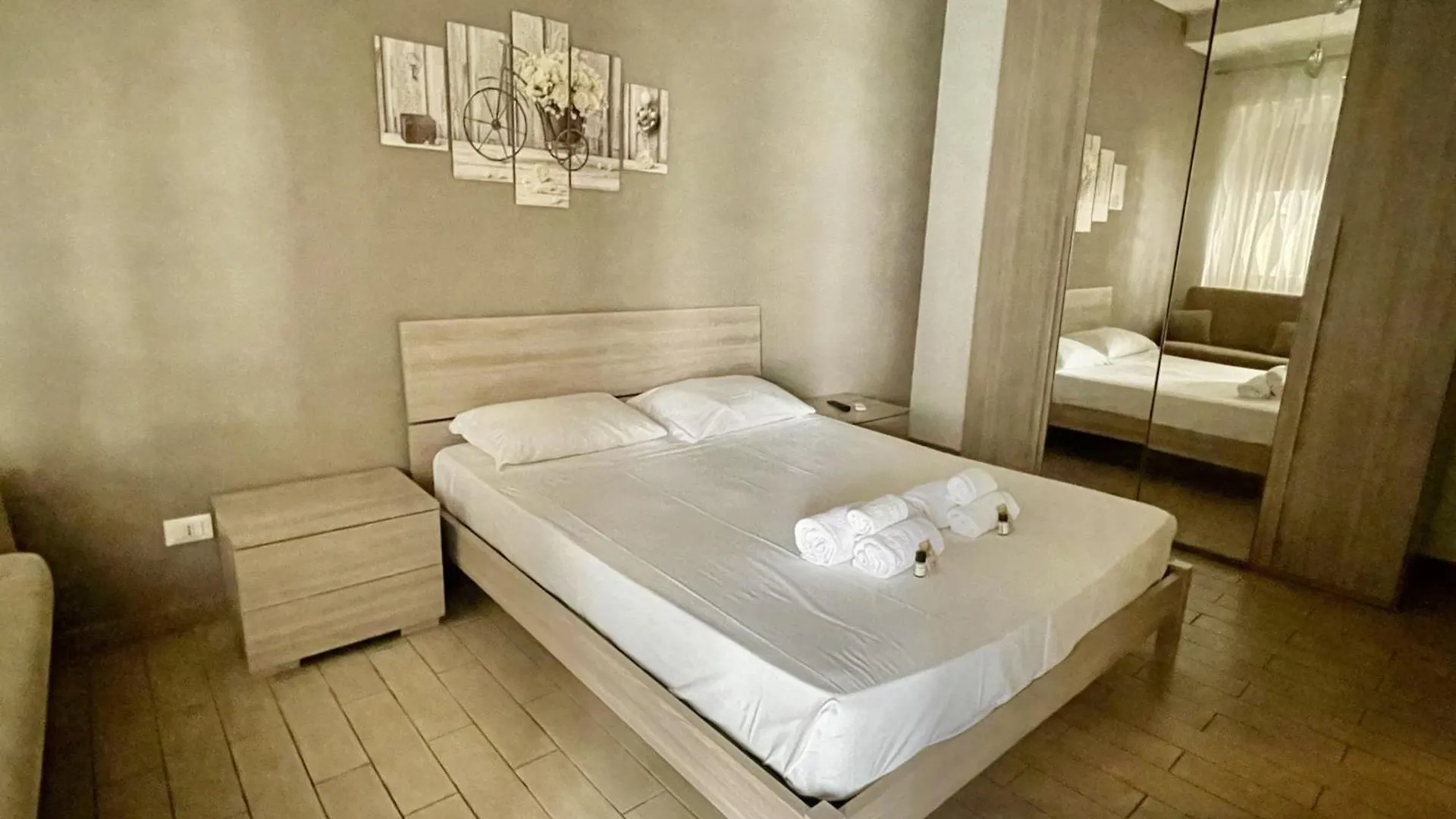 Domus Laterani By Jfm - Comfortable Apartment Big Terrace Colosseo Rom