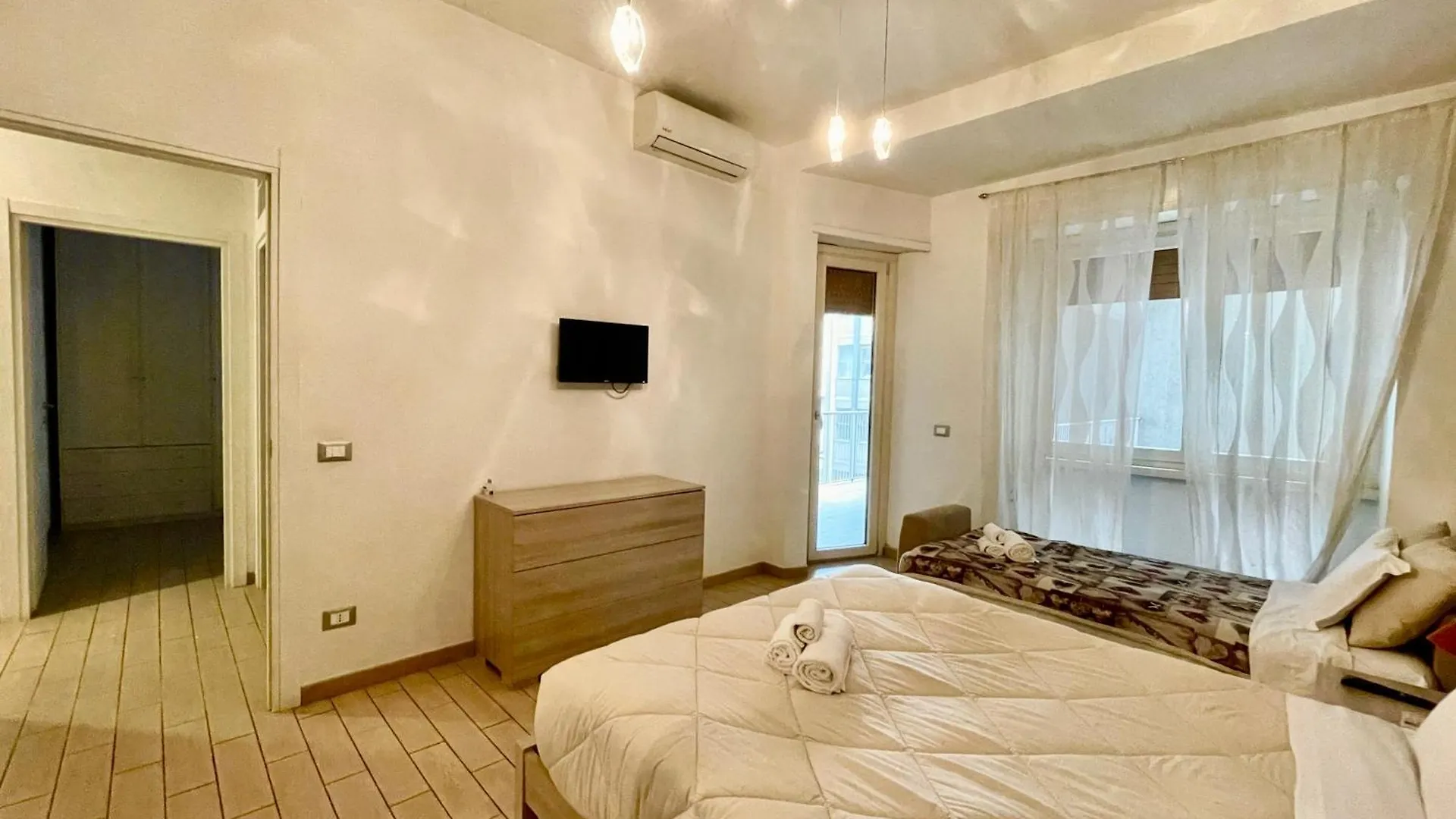 Domus Laterani By Jfm - Comfortable Apartment Big Terrace Colosseo Rome Italy
